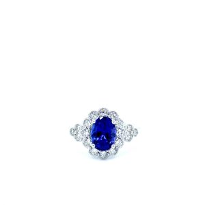 18k White Gold Tanzanite and Diamond Ring