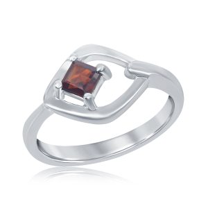 Sterling Silver Garnet Ring
