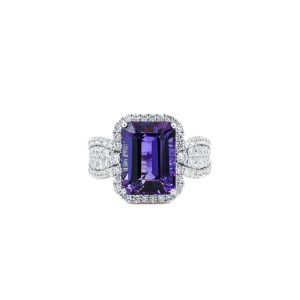 18k White Gold Zoisite and Diamond Ring