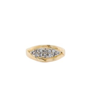Estate Piece: 14k Yellow Gold Diamond Ring