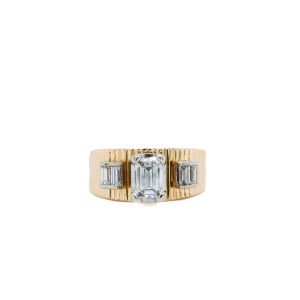 Estate Piece: 14k Yellow Gold Diamond Emerald-Cut and Baguette Ring