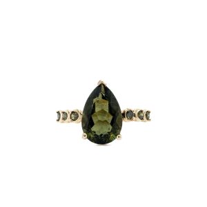 Estate Piece: 10k Yellow Gold Green Glass Stone Ring
