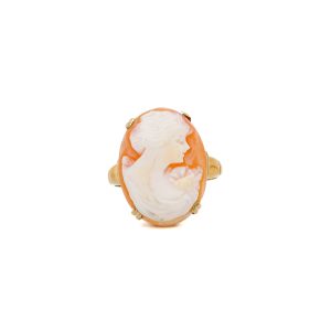 Estate Piece: 10k Yellow Gold Cameo Ring