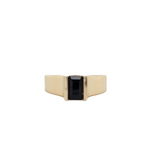 Estate Piece: 14k Yellow Gold Onyx Ring